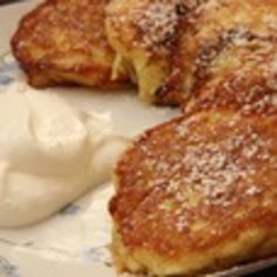 Яблочные оладьи с гречневой мукой