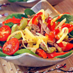 Салаты с болгарским перцем - 17 рецептов | Подборка рецептов на koolinar.ru