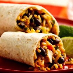 Рецепт Буррито с курицей и фасолью: мексиканская кухня  | Чудо-Повар