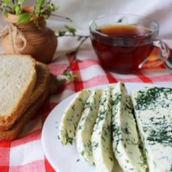 Адыгейский сыр с укропом