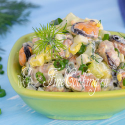 Салат с мидиями