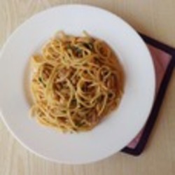 Спагетти с печенью трески