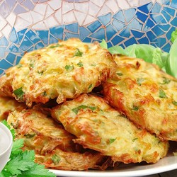 Изысканные и сочные капустные оладьи на кефире - fav0ritka77.ru