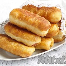 Жареные сосиски в тесте - рецепт с фото