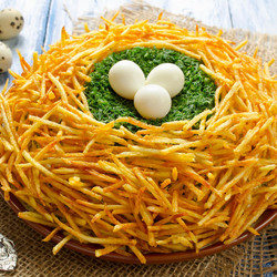 16 оригинальных идей оформления салатов