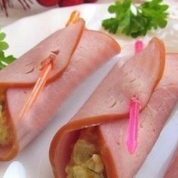 РУЛЕТЫ ИЗ ВЕТЧИНЫ С НАЧИНКОЙ