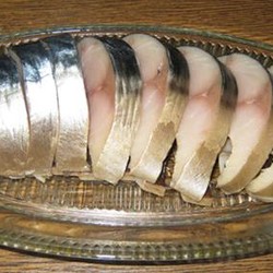 Потрясающая и нежная соленая скумбрия