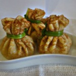 Рецепт блинных мешочков с жульеном из красной рыбы  - Блины, блинчики от 1001 ЕДА