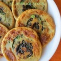 Лепешки с зеленым луком
