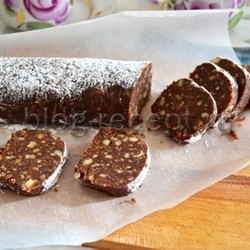 Рецепт шоколадной колбасы из печенья и какао (пошаговый)