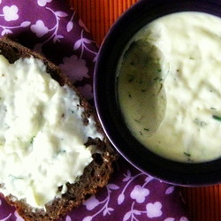 Домашний плавленый сыр: 8 рецептов на завтрак |