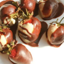 Povar-Gon  (Метаморфозы): "Мраморная" клубничка