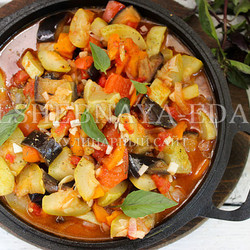 Соте из баклажанов и кабачков