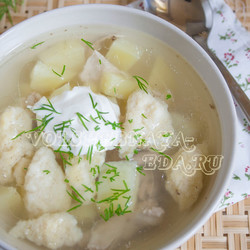 Куриный суп с клецками