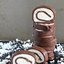 Кокосовый рулет без выпечки