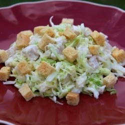 Салат из свежей капусты с курицей