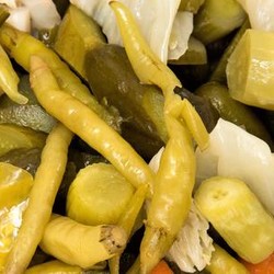 Острый таркинский перец с капустой: заготовка на зиму