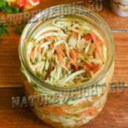 Быстрый рецепт кабачков по-корейски, который можно кушать сразу или оставить на зиму