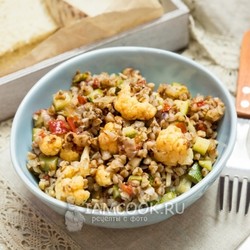 Гречка с жареными овощами — рецепт с фото