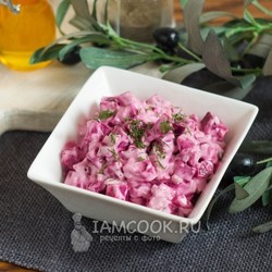 Pantzarosalata (простой греческий салат со свеклой) — рецепт с фото