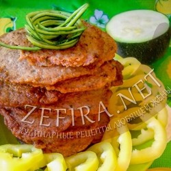 Оладьи из печени с кабачком и сладким перцем