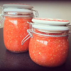 Сырая аджика: рецепт на зиму