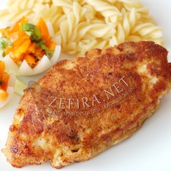 Куриное филе в панировке