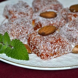 Джезерье - рецепт. Ингредиенты: морковь, мандарин, сахар, орехи