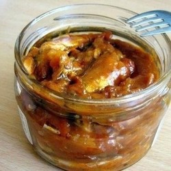 Домашняя килька в томате