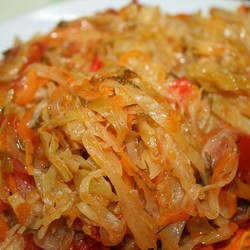 Тушеная квашеная капуста