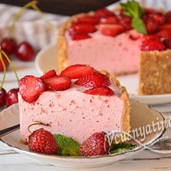 Клубничный чизкейк без выпечки с творогом: рецепт с фото пошагово