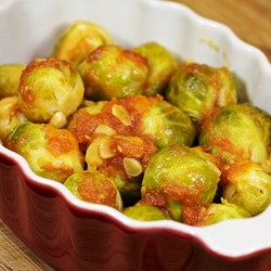 Брюссельская капуста в томатно-соевом соусе