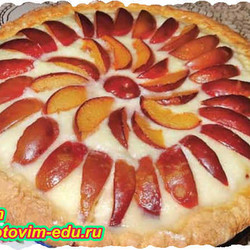 Творожный пирог со сливами