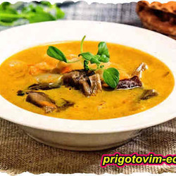 Грибной суп-пюре с грецкими орехами