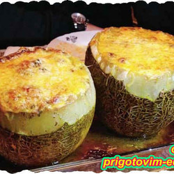 Курица запеченная в дыне в духовке