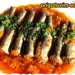 Килька в томатном соусе домашнего приготовления