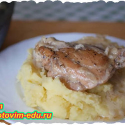 Курица по-кабардински в сметане (Гедлибже)