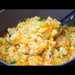 Кабачки тушеные с рисом