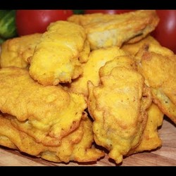 Хрустящая снаружи и сочная внутри. Удачный рецепт рыбы в кляре.