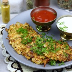 Драники из корня сельдерея / Меню недели