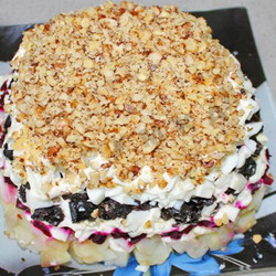 Слоеный мясной салат "Графский" для праздничного стола