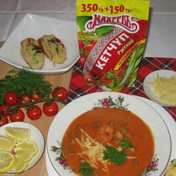 Томатный суп с морепродуктами