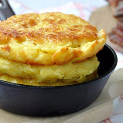 Очень вкусные кукурузные лепешки с сыром вместо хлеба