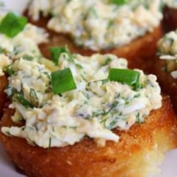 Бутерброды с консервированным лососем