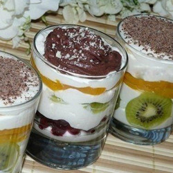 Творожно-фруктовый десерт