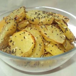 Острые картофельные дольки к пиву