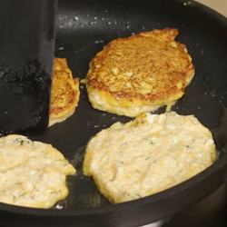 ТЫКВЕННЫЕ ОЛАДЬИ С ТВОРОГОМ