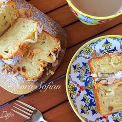 Яблочный кекс