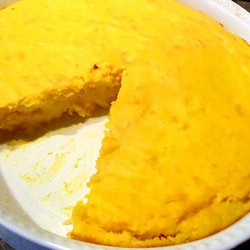 Пудинг из тыквы с яблоками и изюмом