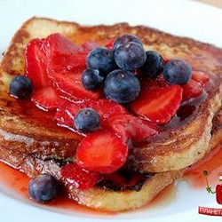 Рецепт "Ломтики белого хлеба с фруктами" - кулинарный портал "Планета поваров"